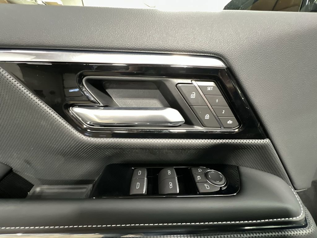 New 2025 GMC Sierra EV Denali image 23