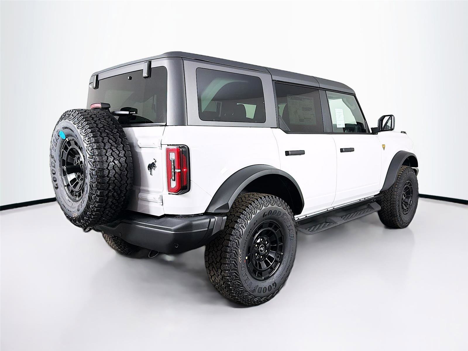 New 2026 Ford Bronco Badlands w/ Sasquatch Package image 7