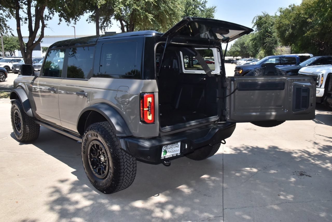 Certified 2025 Ford Bronco Badlands AWD/4WD image 43