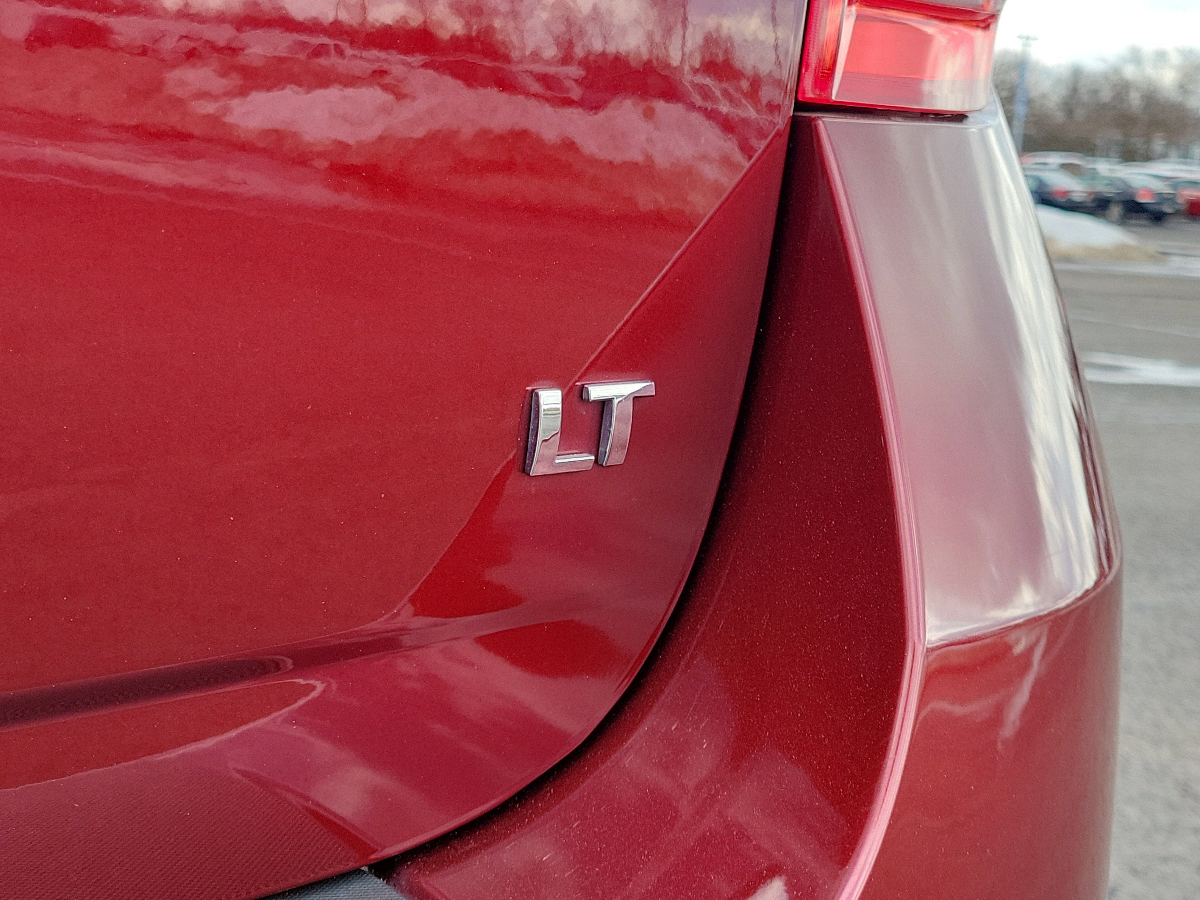 Used 2017 Chevrolet Equinox LT image 7