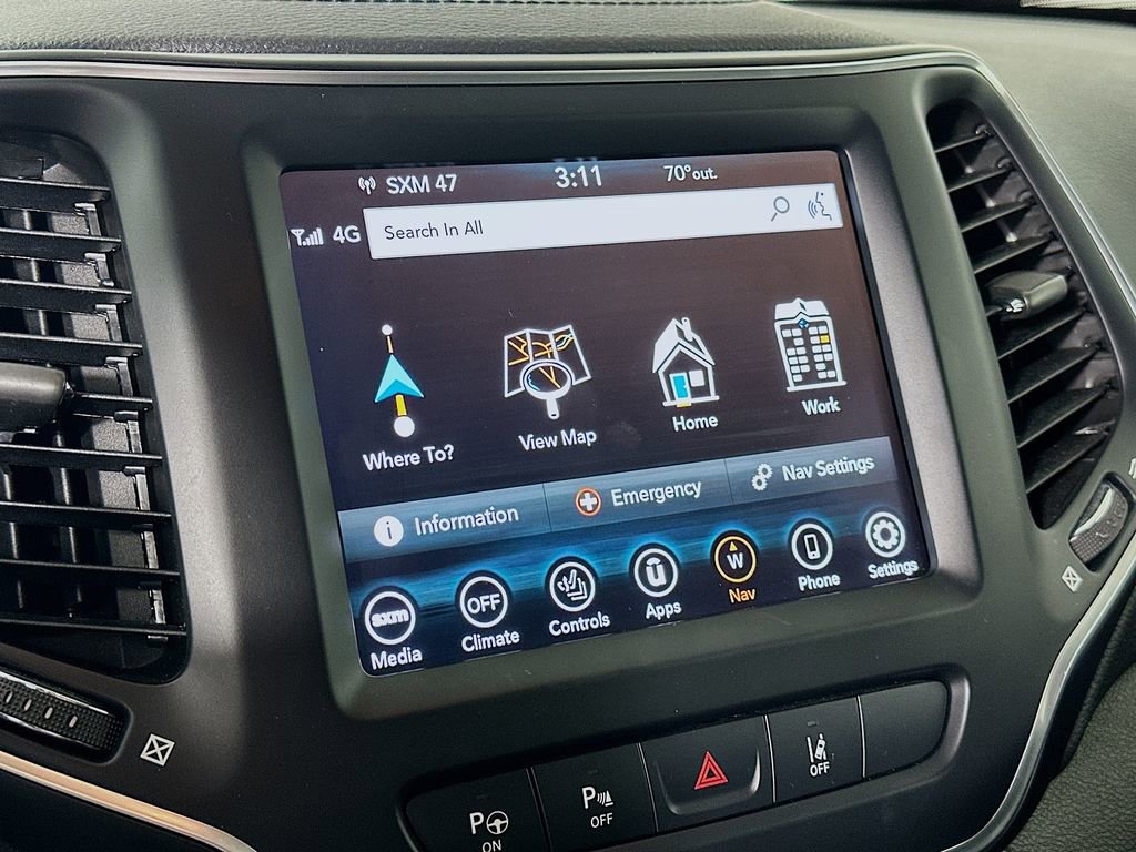 Certified 2023 Jeep Cherokee Altitude Lux w/ Lux Elite Package image 22