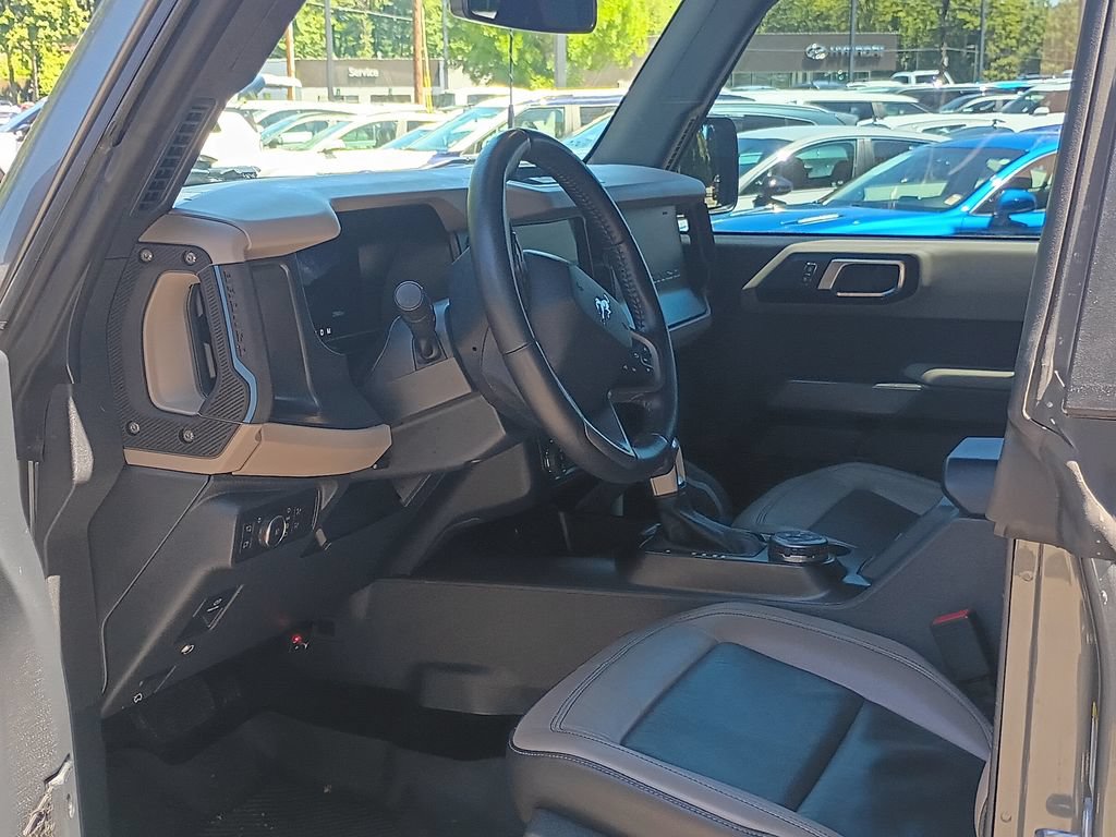 Used 2022 Ford Bronco Wildtrak AWD/4WD image 14