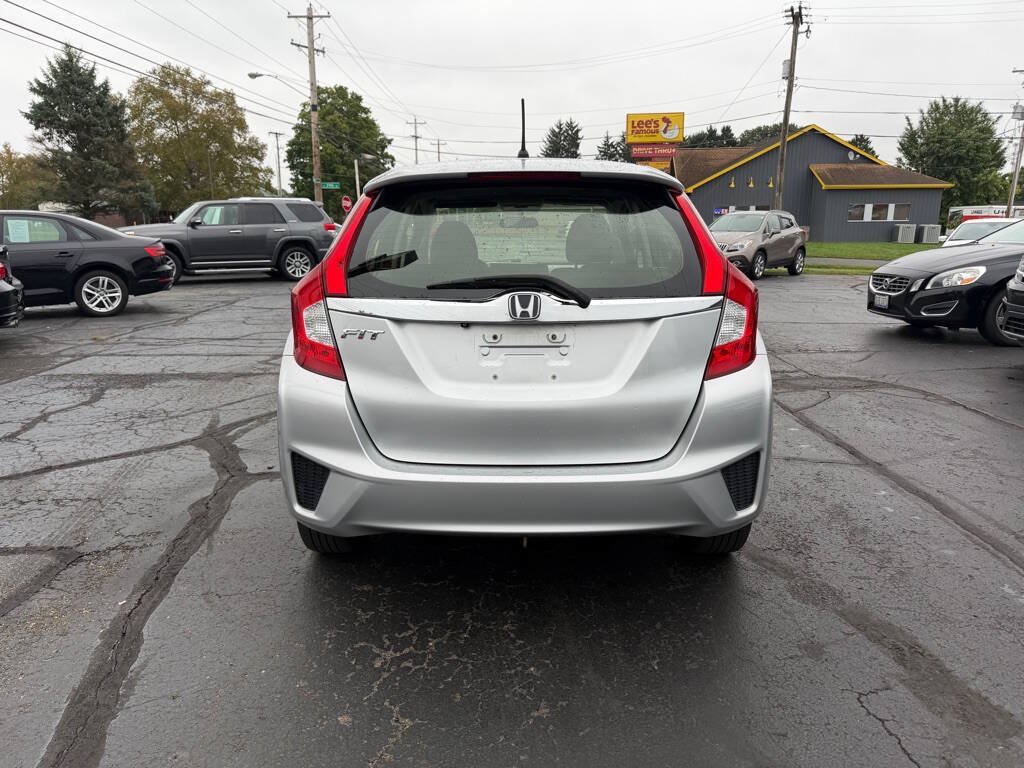 Used 2016 Honda Fit EX image 9