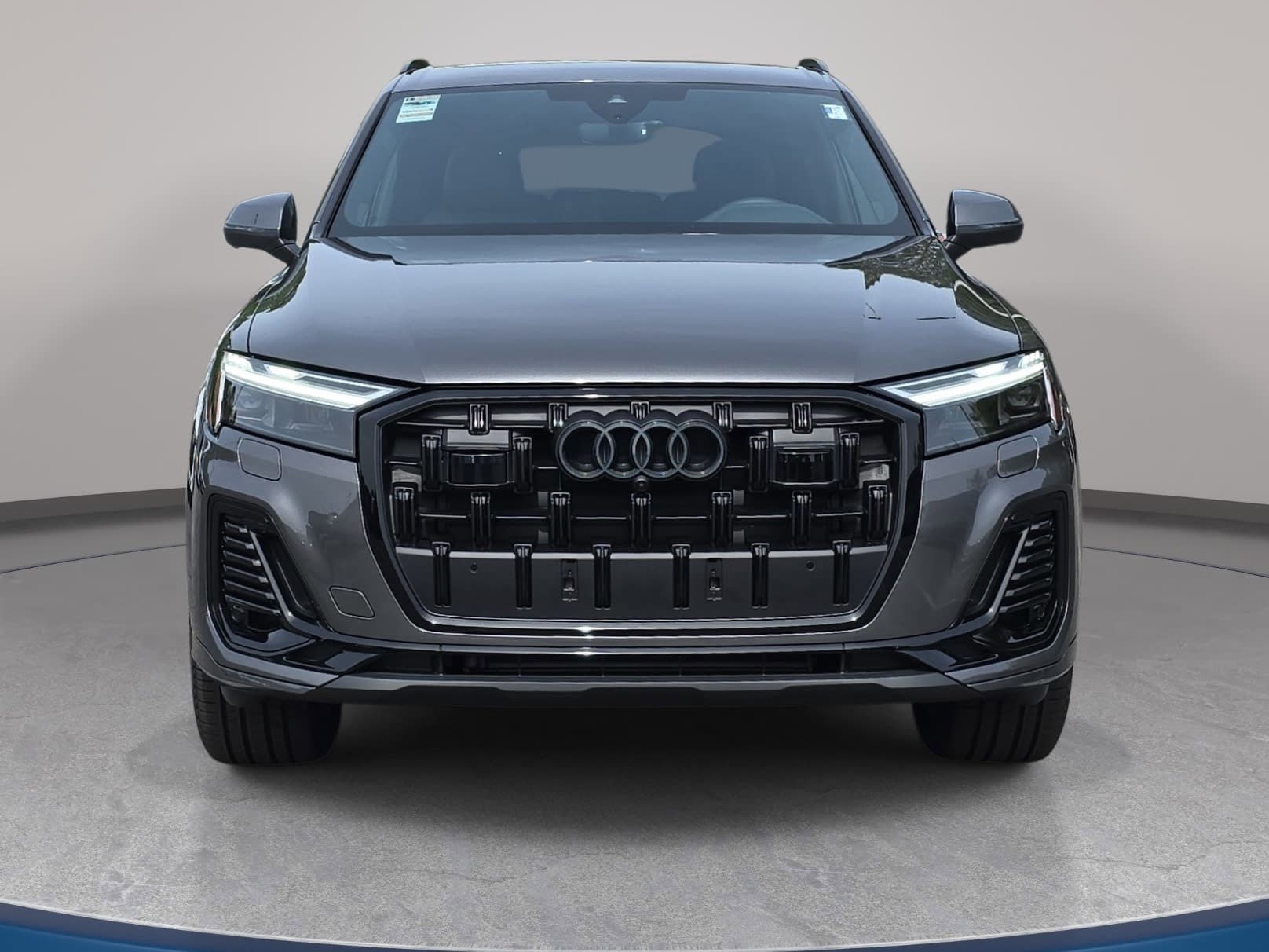 Used 2025 Audi Q7 2.0T Premium w/ Convenience Plus Package AWD/4WD image 2
