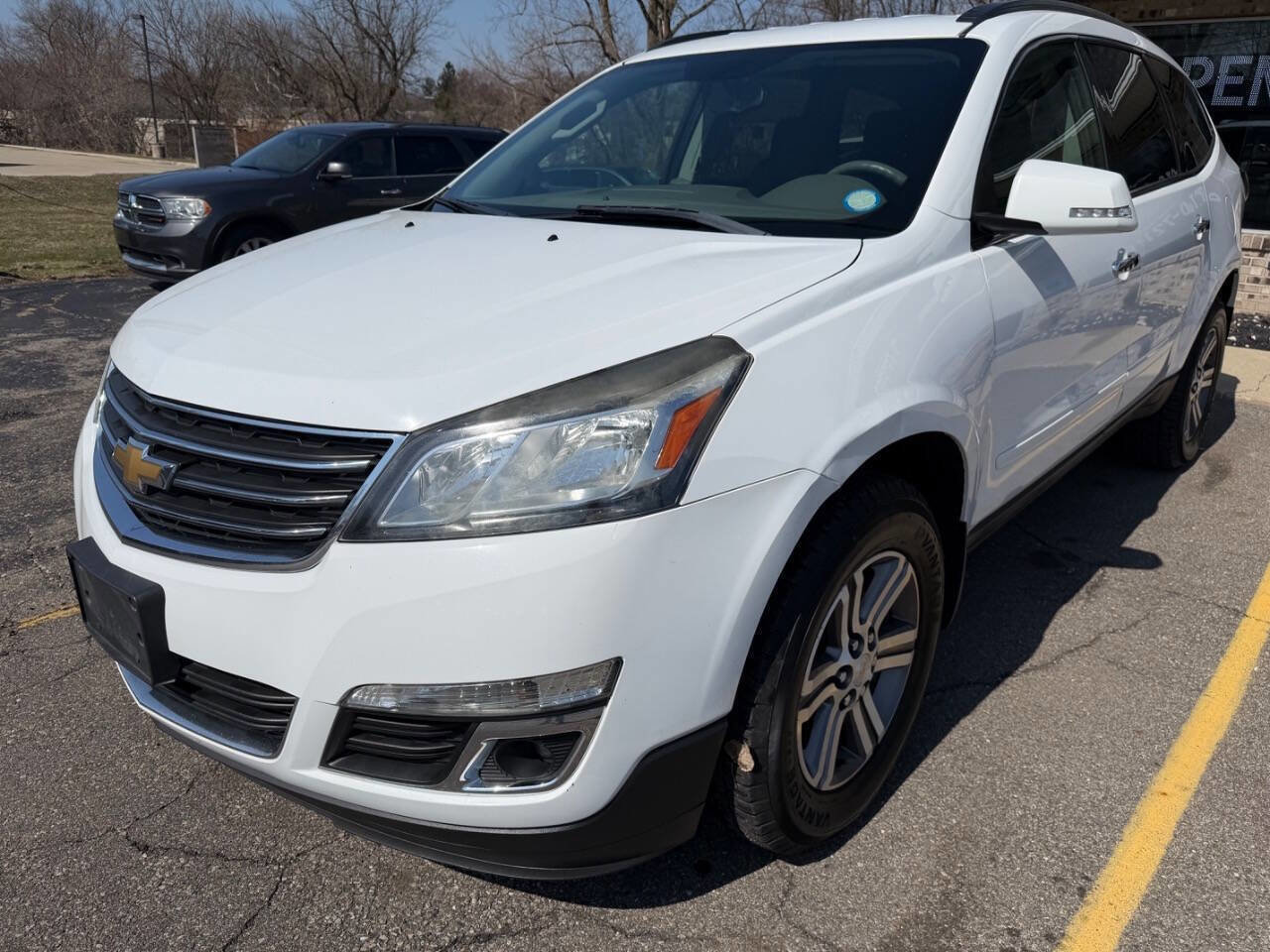 Used 2017 Chevrolet Traverse LT FWD image 7