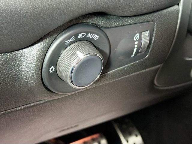 Used 2025 Dodge Durango SRT Hellcat image 10