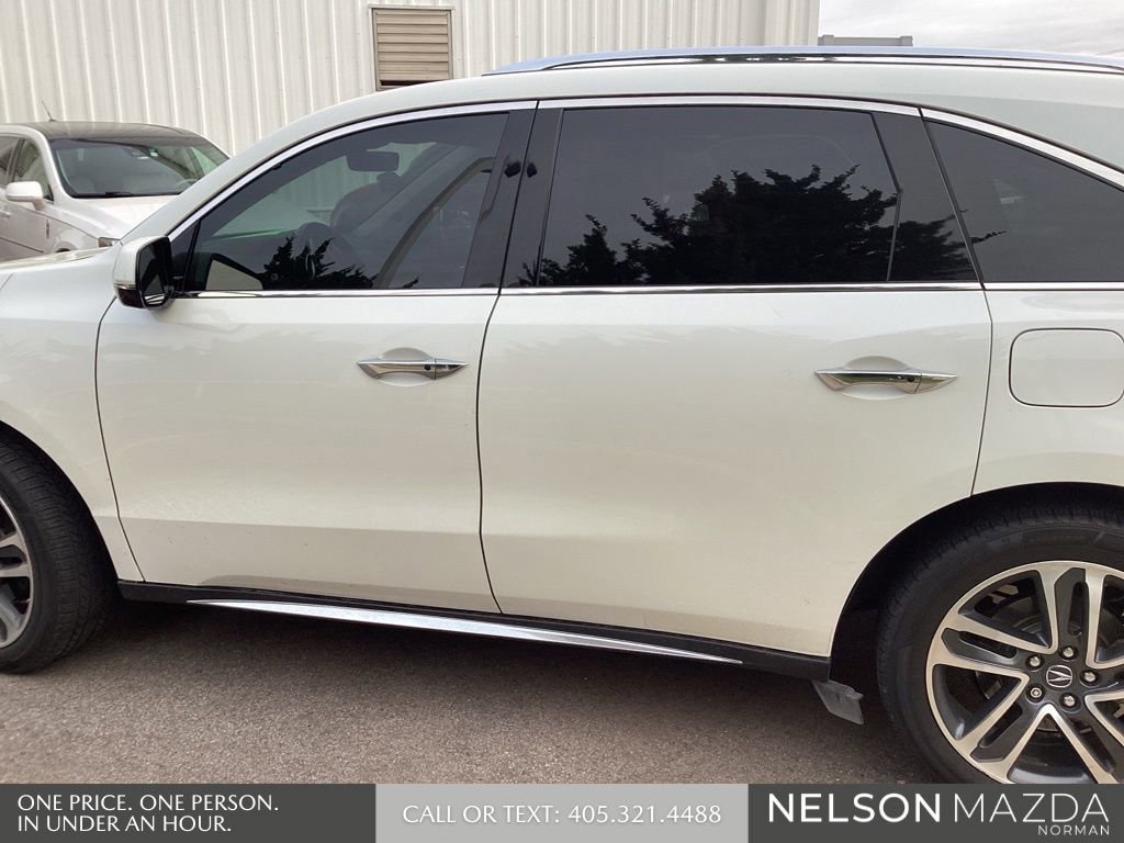 Used 2017 Acura MDX SH-AWD w/ Advance Package image 9