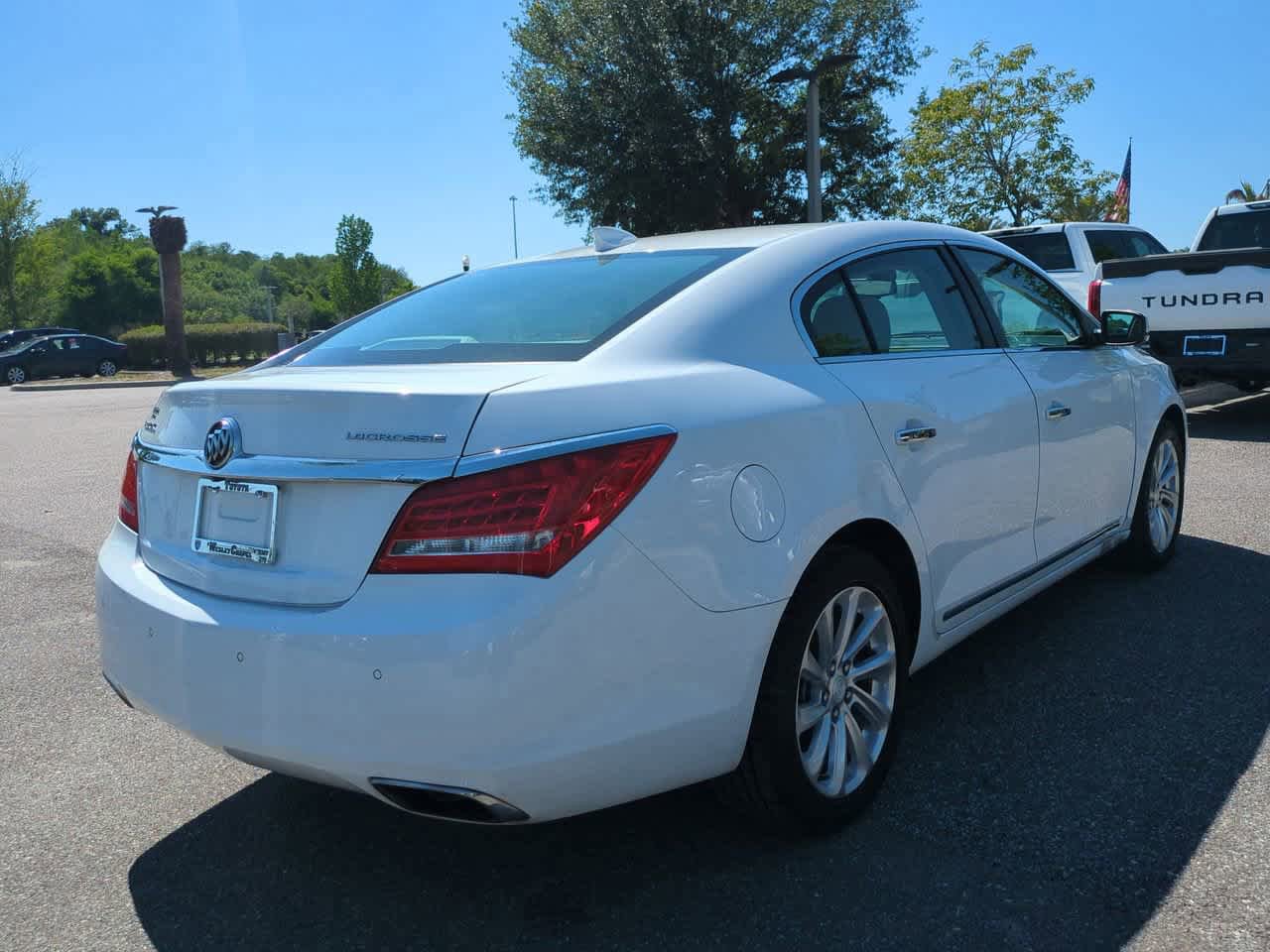 Used 2016 Buick LaCrosse Leather FWD image 6