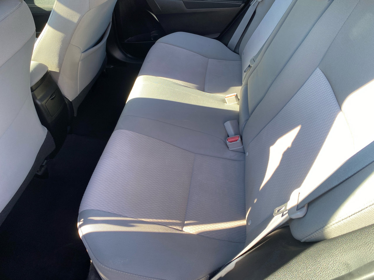 Used 2015 Toyota Corolla LE Premium image 10