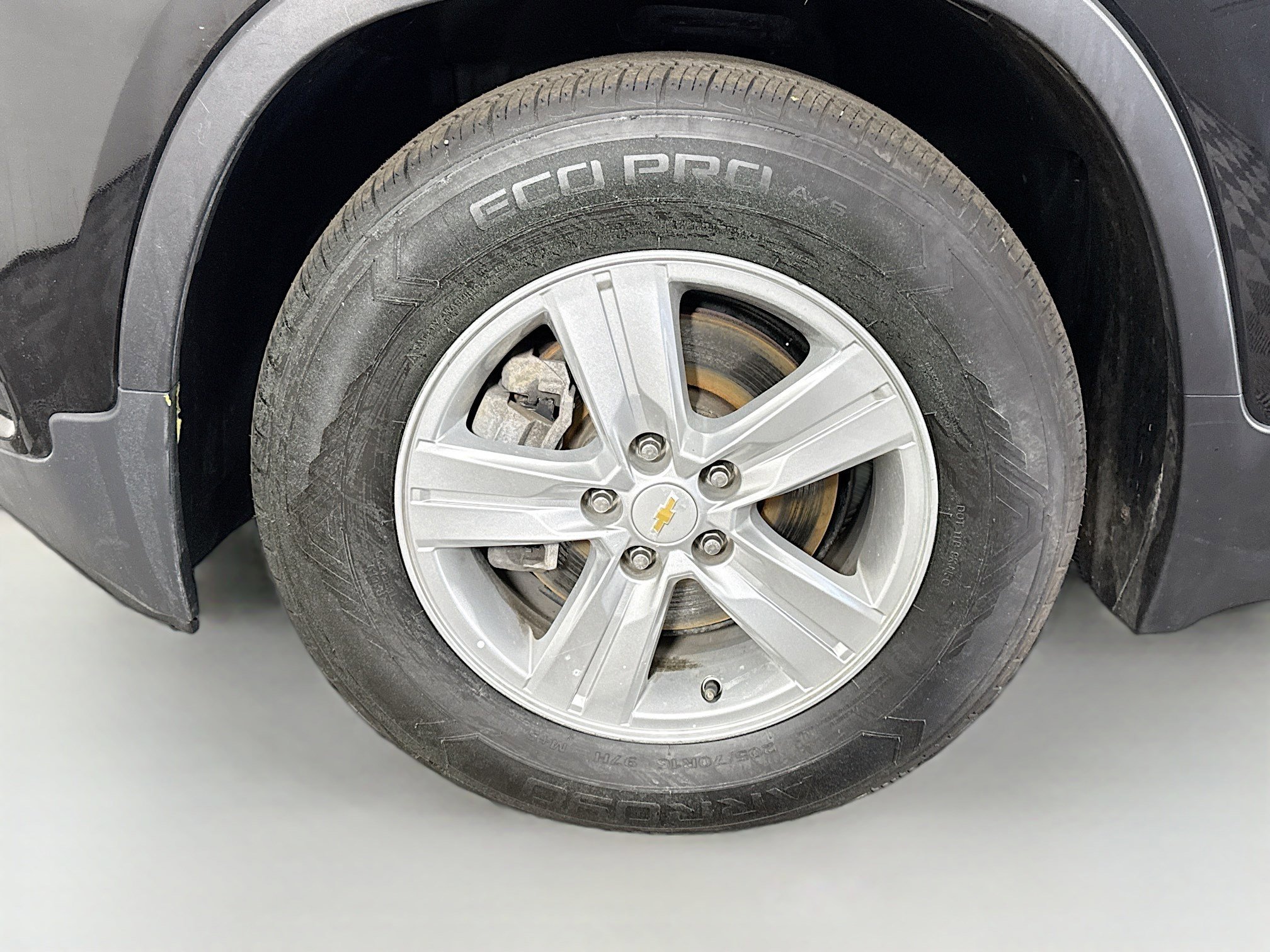 Used 2021 Chevrolet Trax LS w/ Tint and Cruise Package image 37