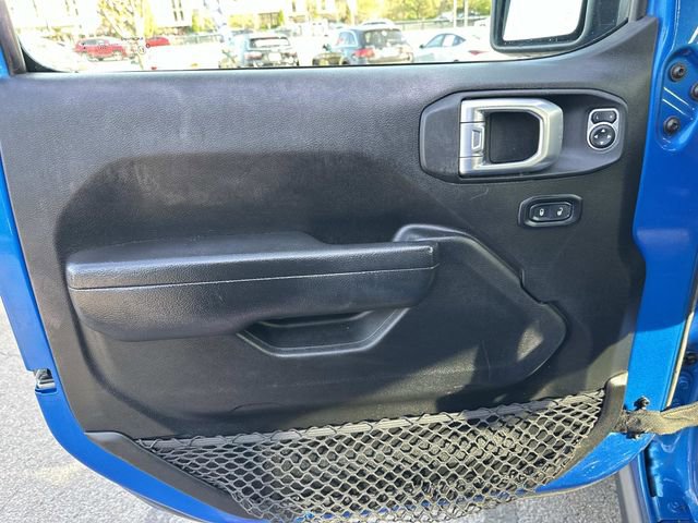 Certified 2022 Jeep Wrangler Rubicon w/ Cold Weather Group AWD/4WD image 16