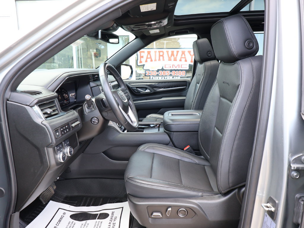 Certified 2024 GMC Yukon XL Denali AWD/4WD image 14