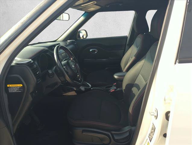 Used 2016 Kia Soul + w/ Soulful Package FWD image 15