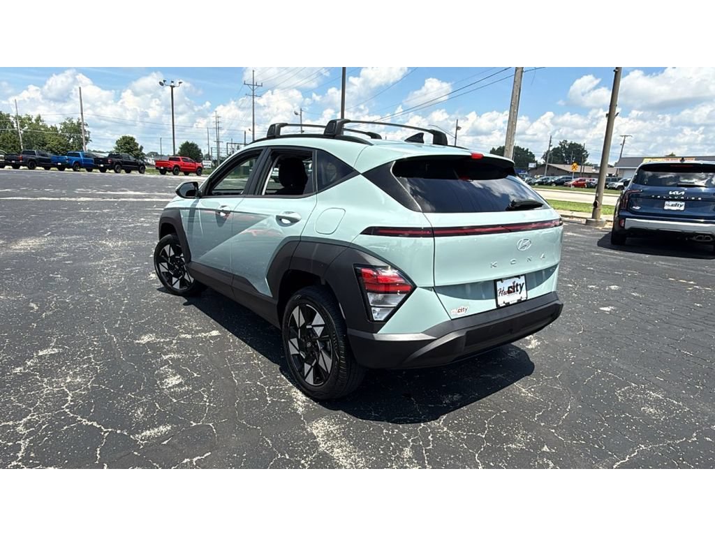 Used 2024 Hyundai Kona SEL AWD/4WD image 5