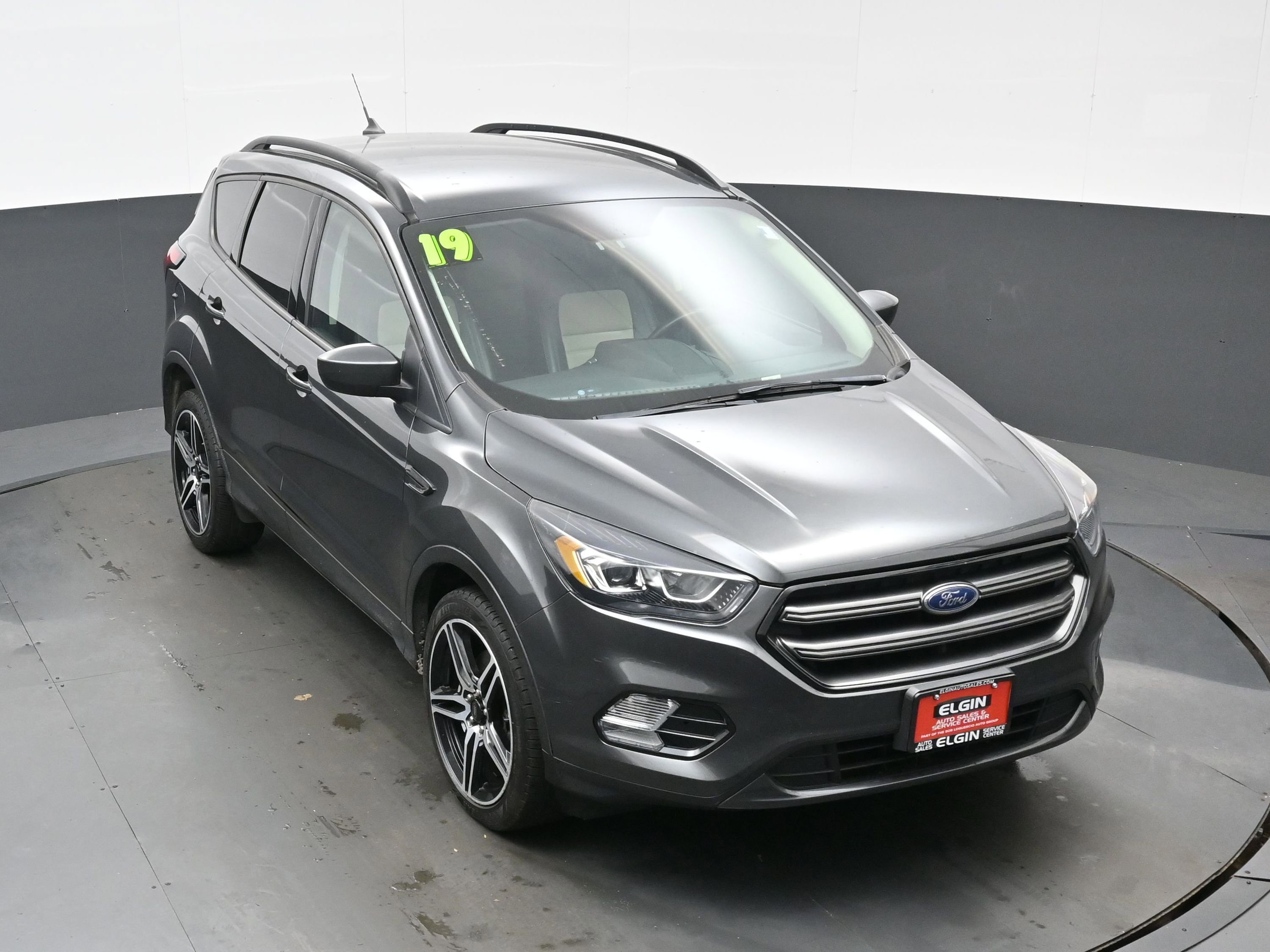 Used 2019 Ford Escape SEL image 39