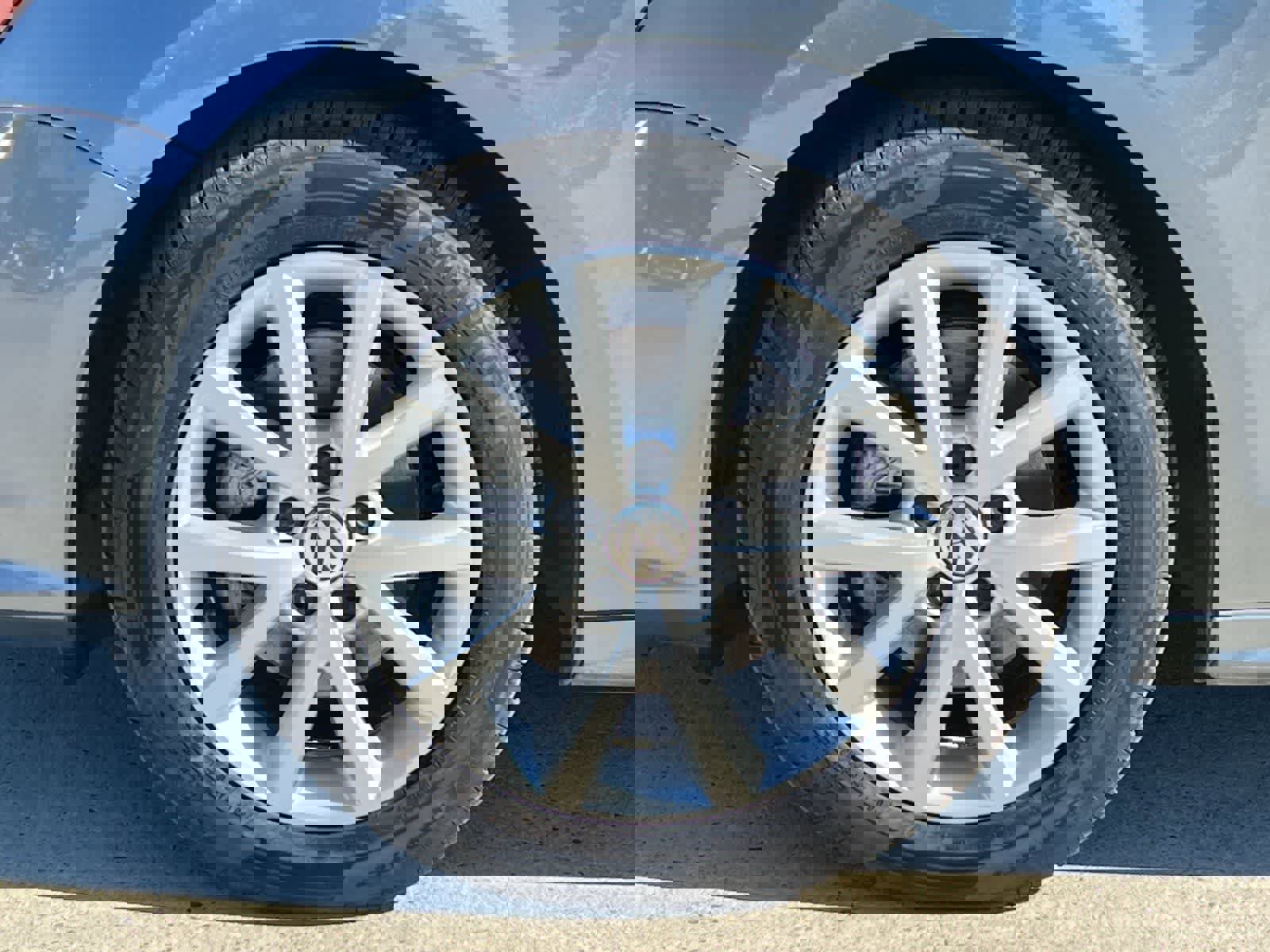 Used 2017 Volkswagen Jetta SE image 25