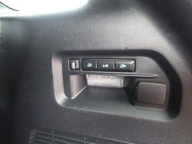 Used 2025 Ford Explorer ST w/ Sun And Sound Package image 12