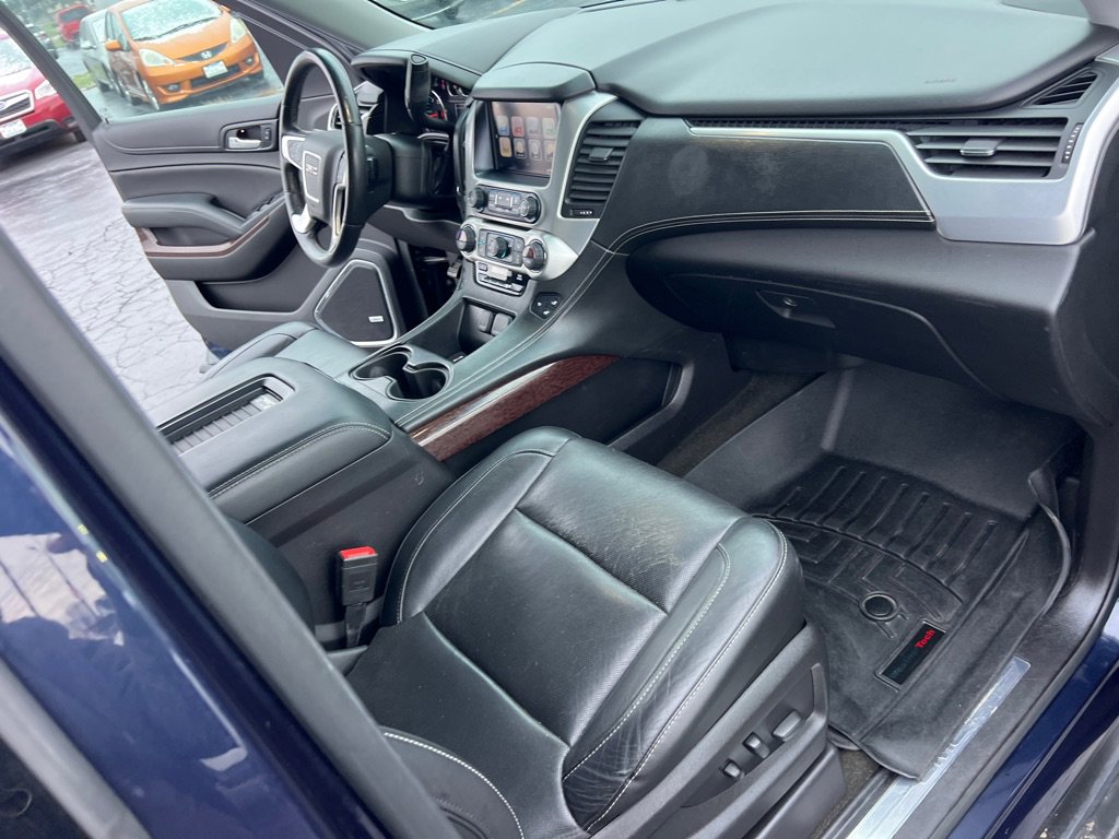 Used 2017 GMC Yukon XL SLT w/ Open Road Package image 23