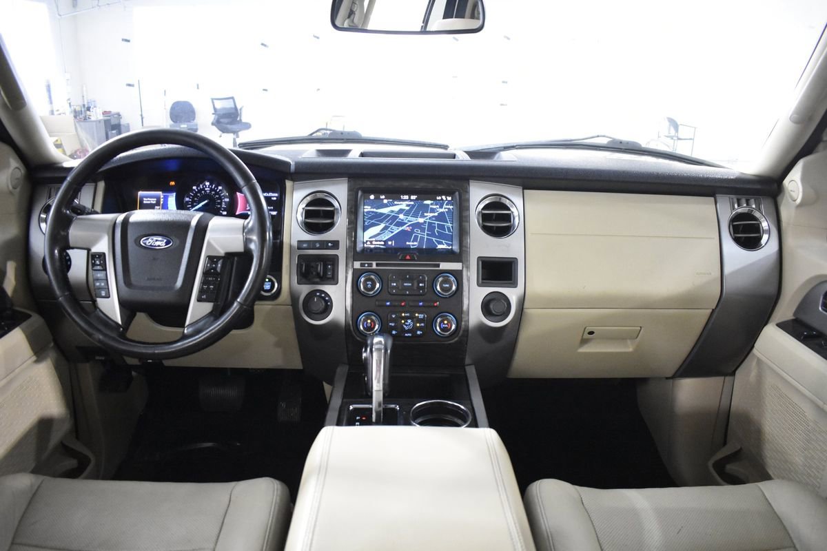 Used 2017 Ford Expedition EL Limited w/ Equipment Group 301A image 11
