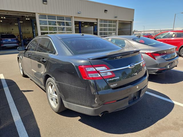 Used 2013 Ford Taurus SHO AWD/4WD image 4
