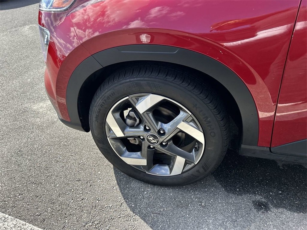 Certified 2023 Hyundai Venue SEL image 30