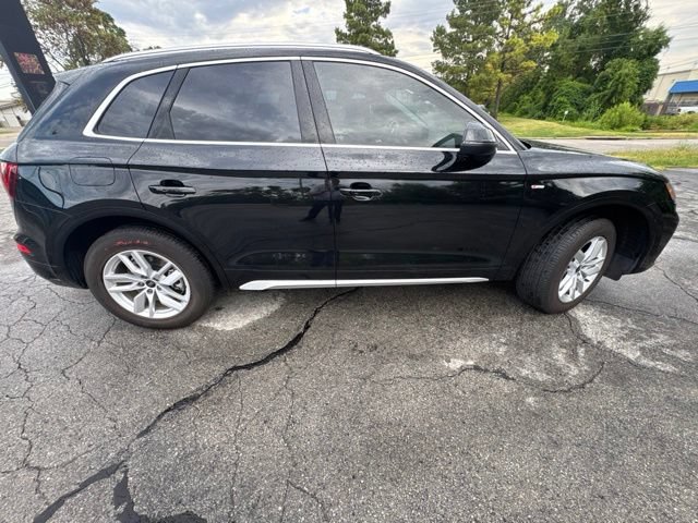 Used 2023 Audi Q5 2.0T Premium w/ Convenience Package AWD/4WD image 16