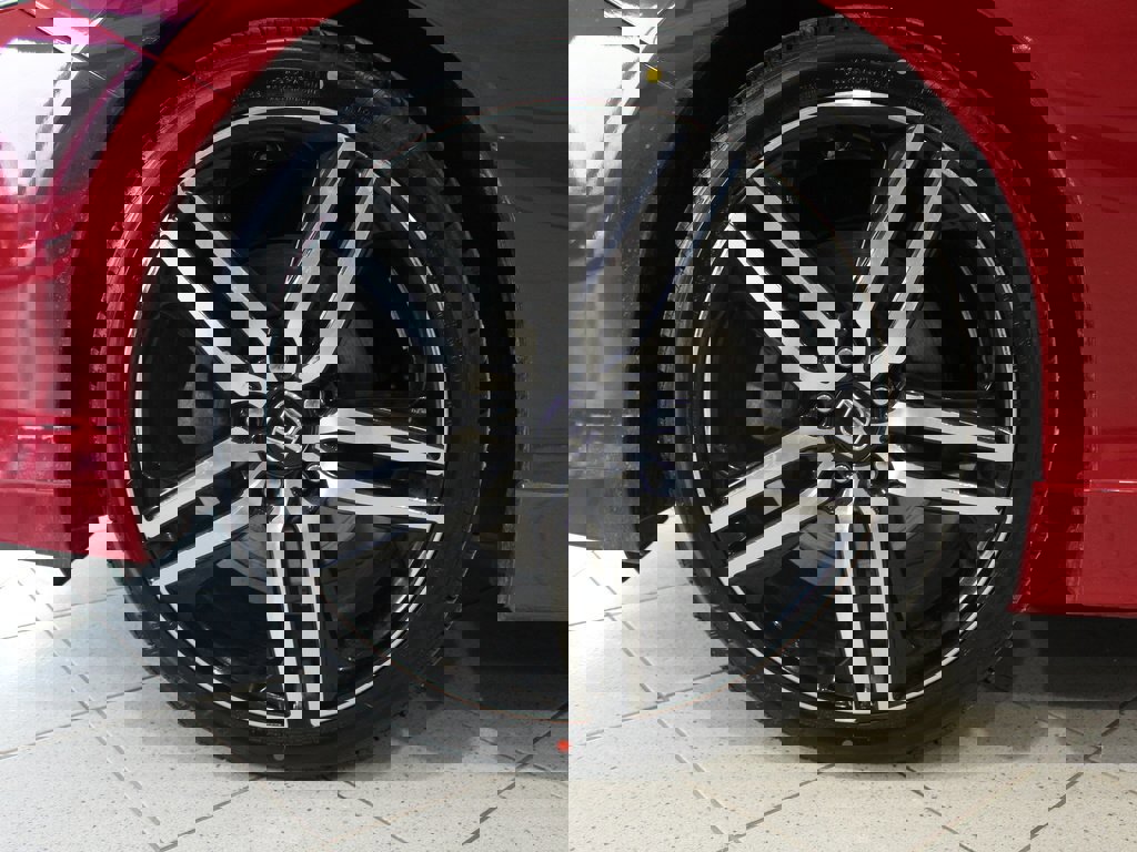 Used 2017 Honda Accord Sport image 9