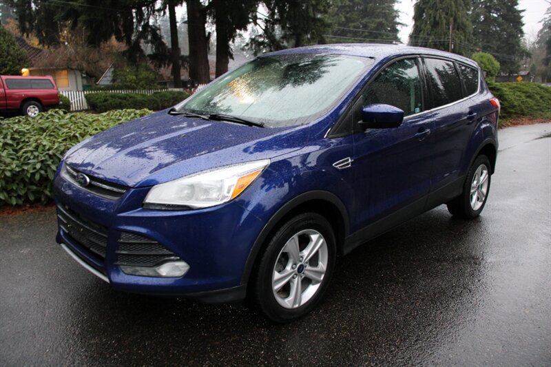 Used 2013 Ford Escape SE image 1