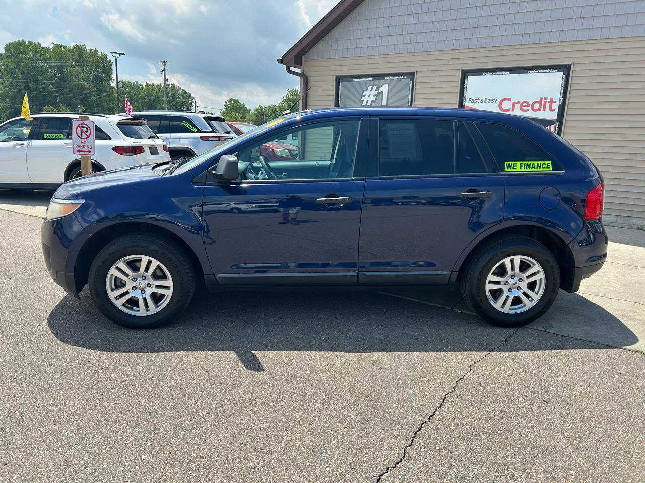 Used 2011 Ford Edge SE FWD image 8