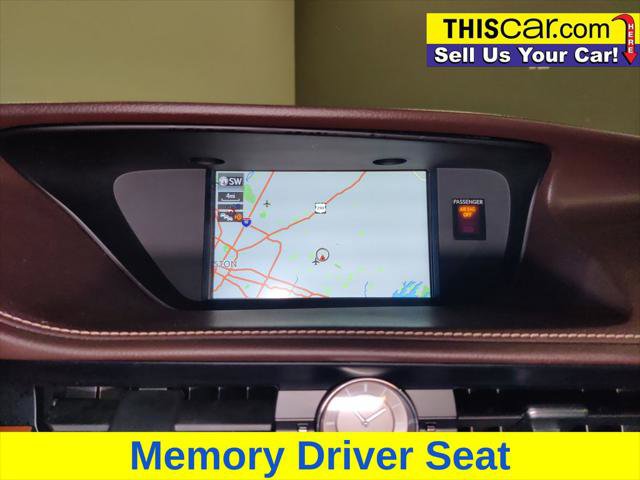 Used 2017 Lexus ES 300h w/ Luxury Package FWD image 18