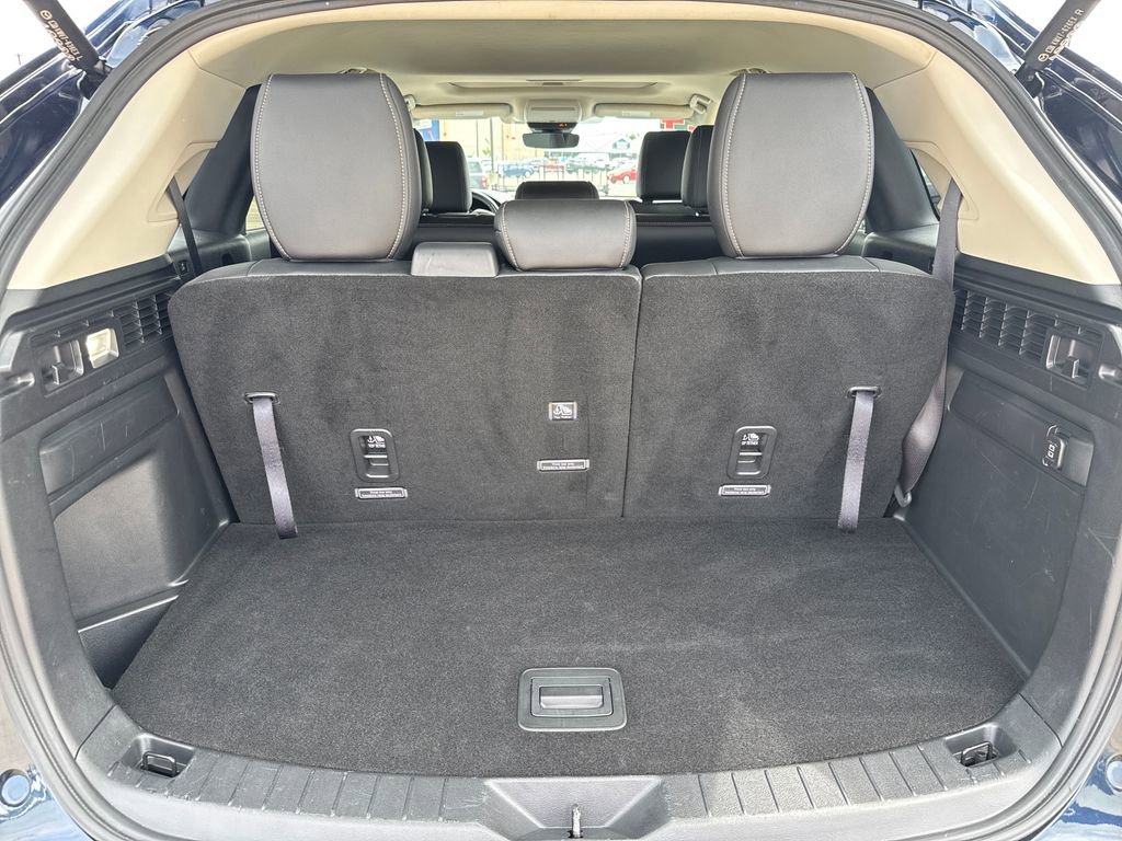 Used 2024 MAZDA CX-90 Plug-In Hybrid w/ Preferred AWD/4WD image 35