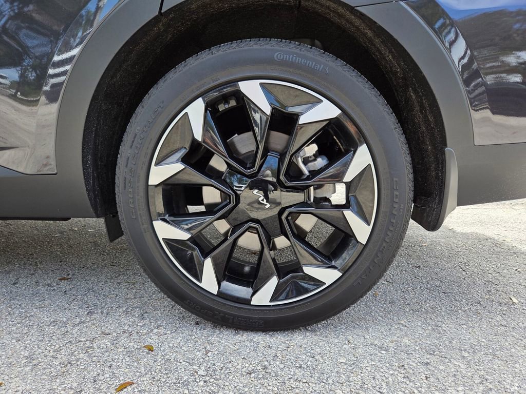 Used 2025 Kia Sorento EX w/ Panoramic Sunroof Package image 17