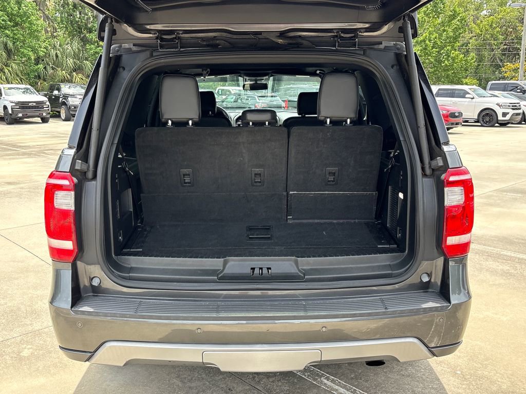 Used 2020 Ford Expedition XLT w/ Equipment Group 202A RWD image 33