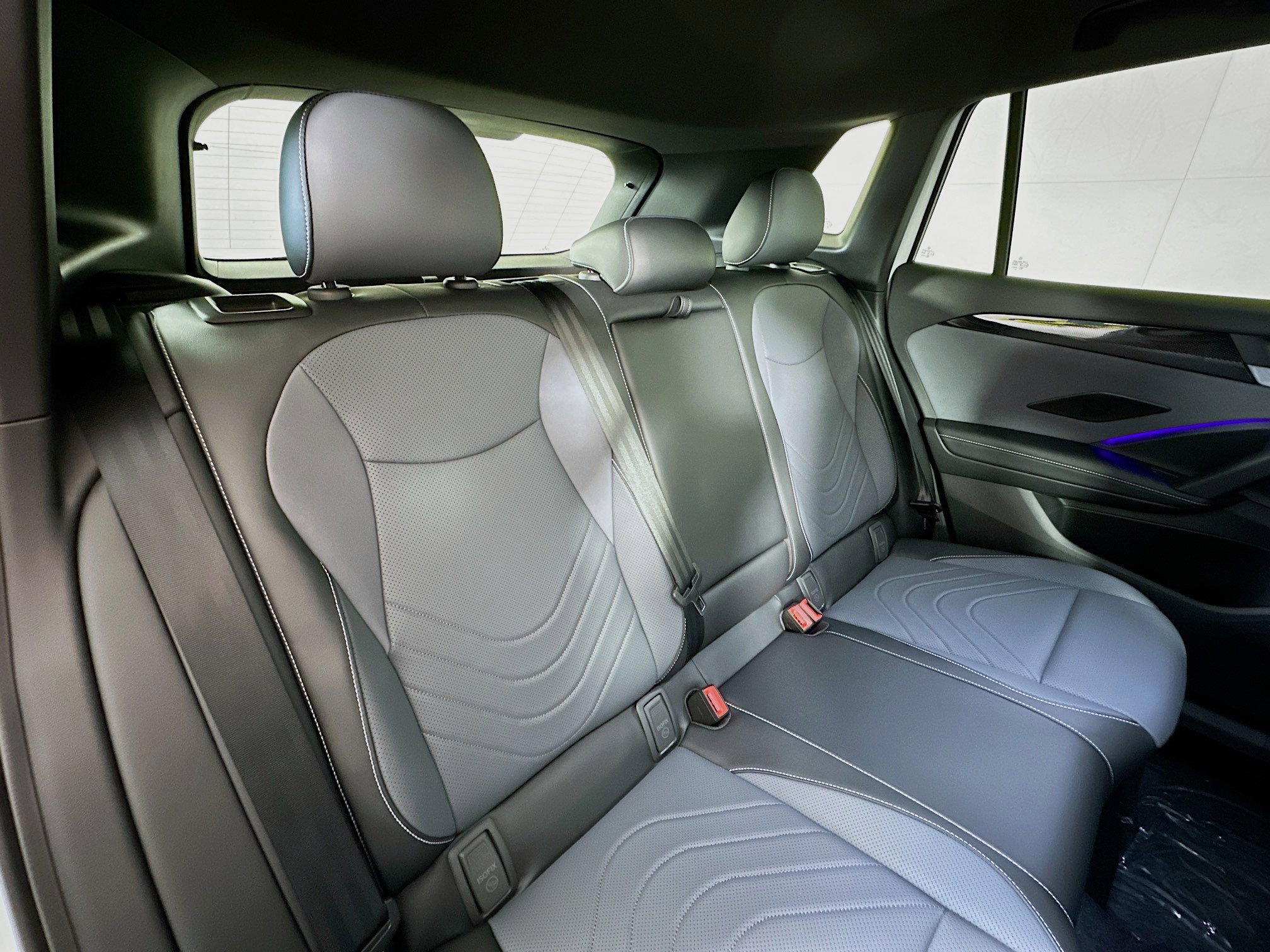 New 2026 Volkswagen Tiguan SE R-Line image 26