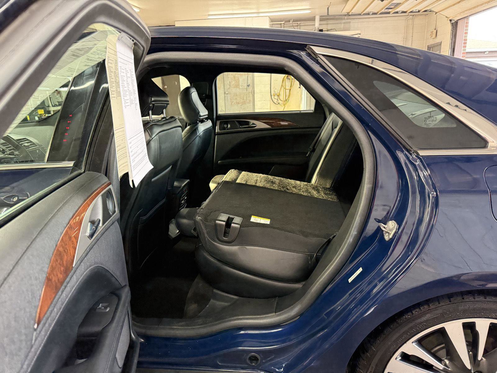 Used 2020 Lincoln MKZ Reserve w/ Elements Package image 20