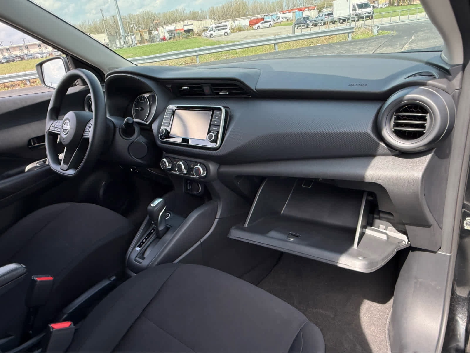 Used 2025 Nissan Kicks Play S FWD image 12