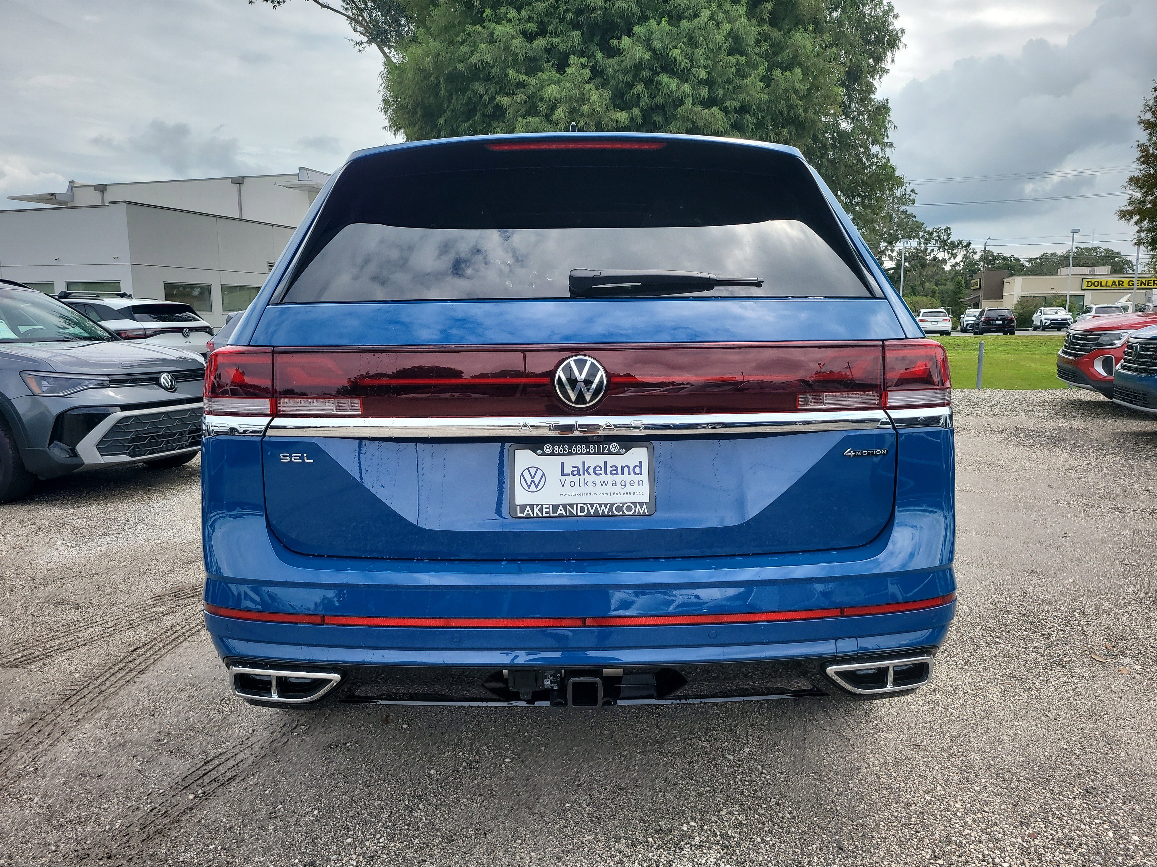 New 2026 Volkswagen Atlas SEL Premium R-Line image 7
