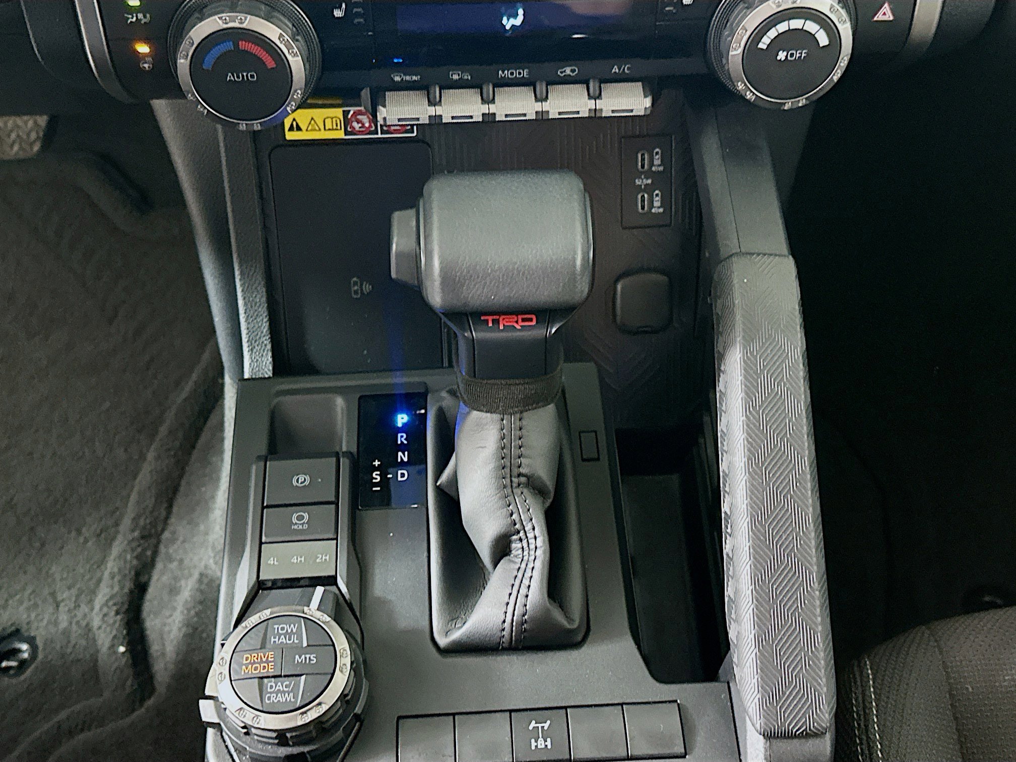 Used 2025 Toyota 4Runner TRD Off-Road image 23