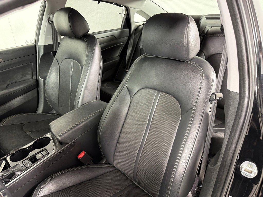 Used 2018 Hyundai Sonata Limited w/ Limited Ultimate Package 03 FWD image 11