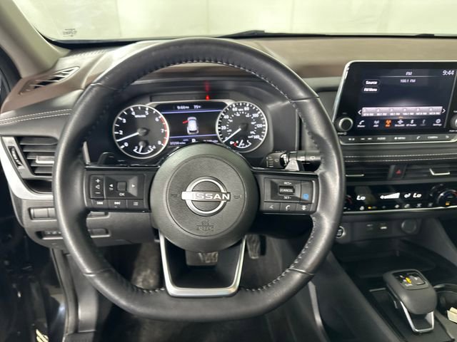 Used 2023 Nissan Rogue SV w/ SV Premium B Package AWD/4WD image 14