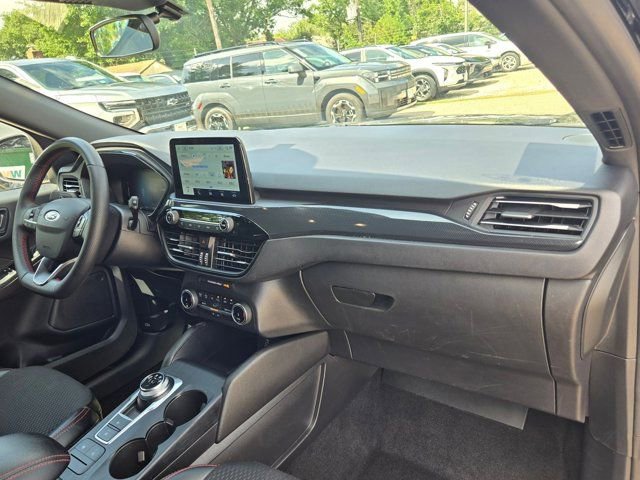 Used 2025 Ford Escape ST-Line FWD image 29