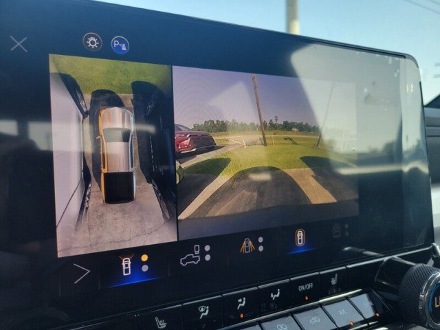 Used 2026 Chevrolet Colorado LT w/ LT Convenience Package RWD image 20