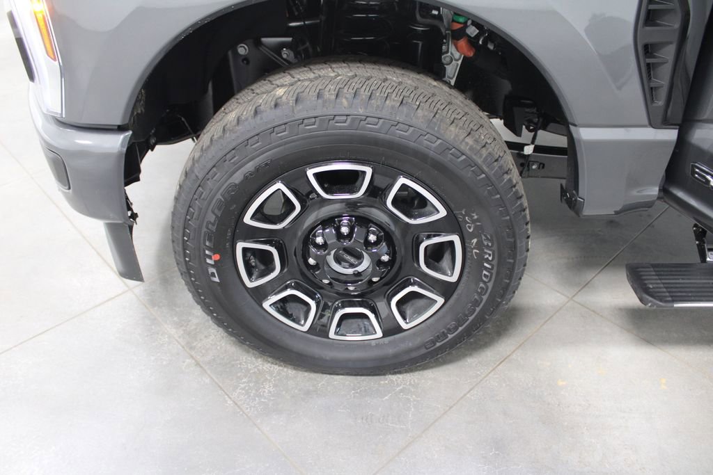 New 2026 Ford F350 Platinum image 57