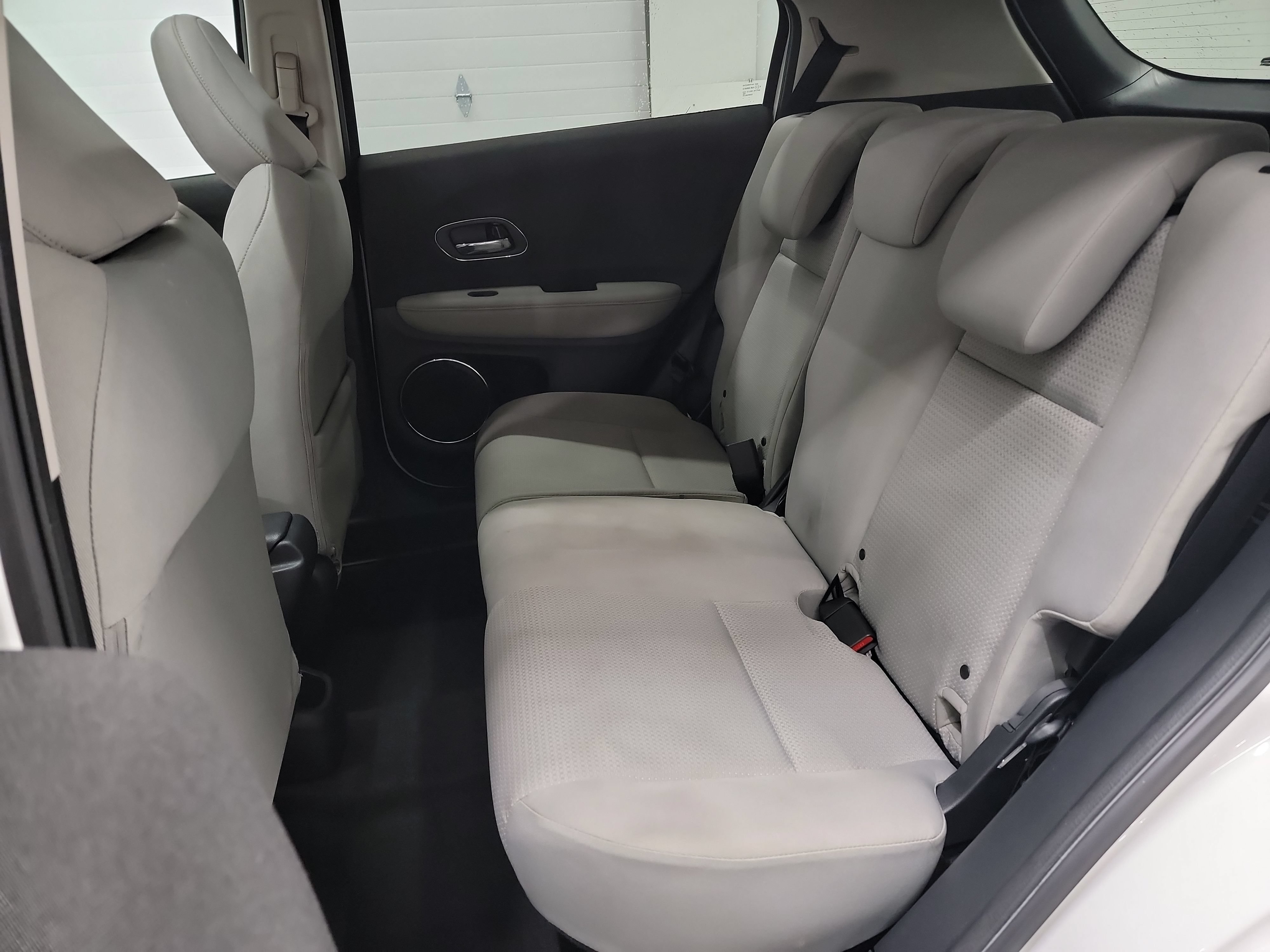Used 2020 Honda HR-V EX image 28