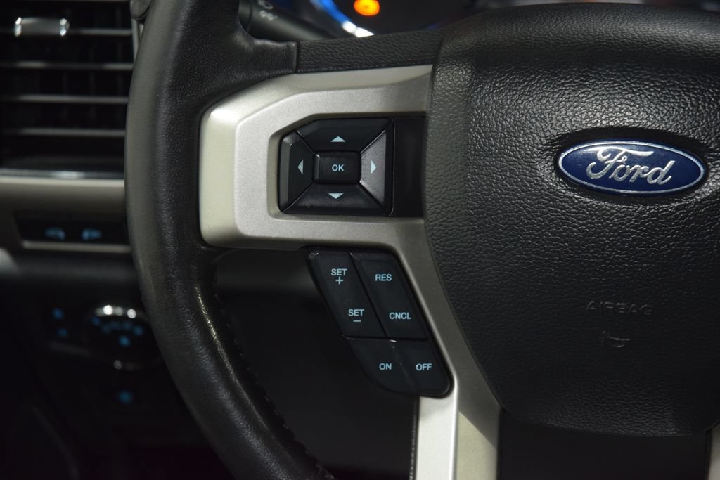 Used 2022 Ford F250 Lariat w/ Black Appearance Package AWD/4WD image 44