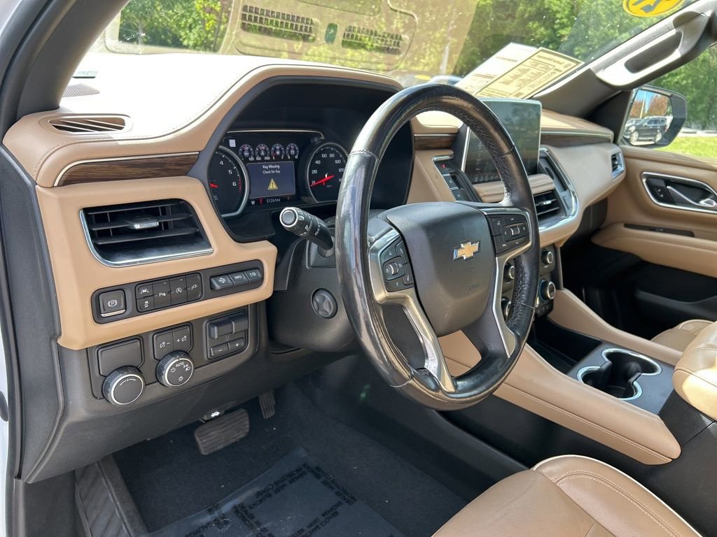 Used 2021 Chevrolet Tahoe Premier w/ Premium Package RWD image 23