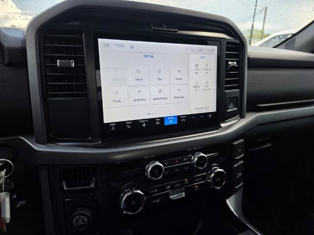 Used 2026 Ford F150 XLT w/ XLT Black Appearance Package RWD image 25