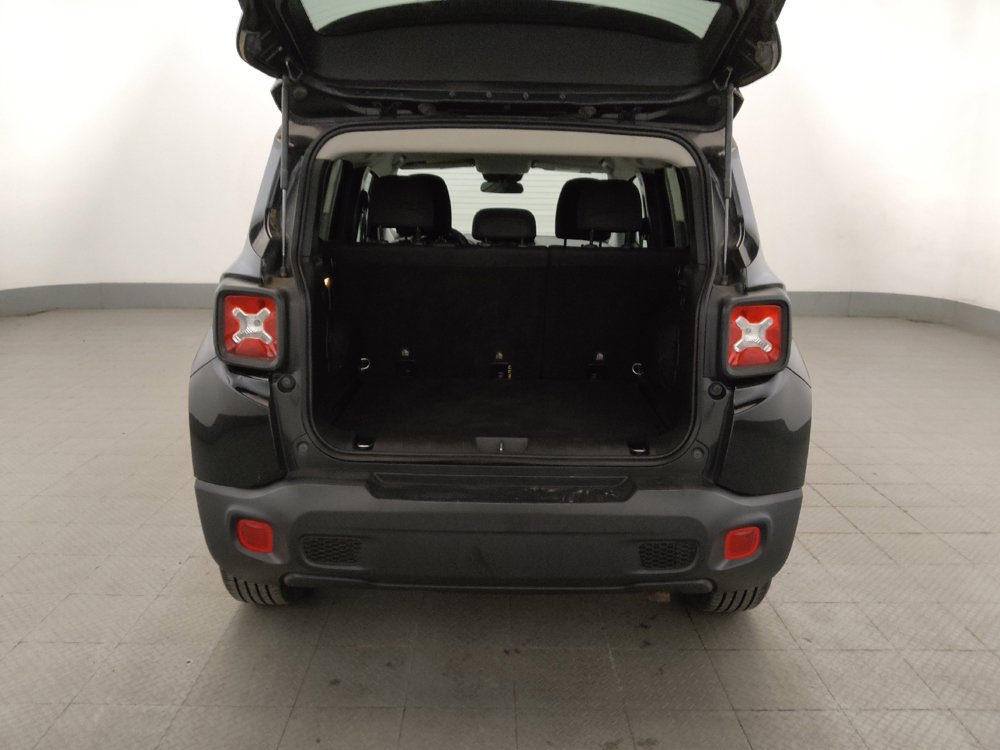 Used 2019 Jeep Renegade Sport w/ Sport Appearance Group AWD/4WD image 29