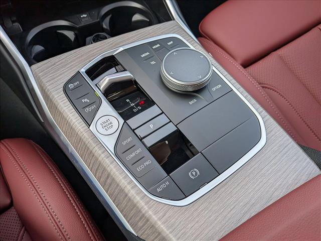 Used 2026 BMW 330i Sedan w/ Premium Package RWD image 15
