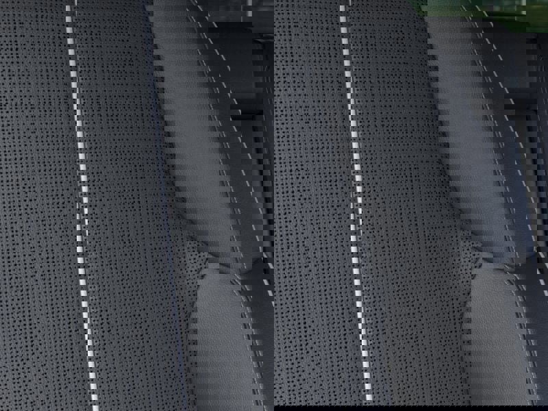 New 2025 Cadillac Optiq Sport 2 w/ LPO, ONYX Package image 21